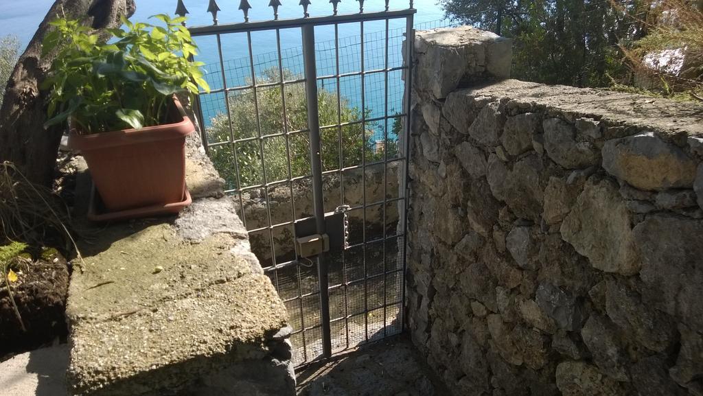 Residenza Gennaro Ξενοδοχείο Αμάλφι Δωμάτιο φωτογραφία